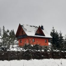 Cyrwony domek