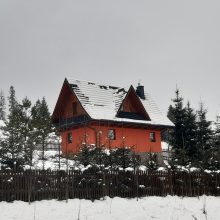 Cyrwony domek